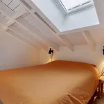 公寓 Loft Center - 2 Bedrooms - Parking - By Finenest 列日