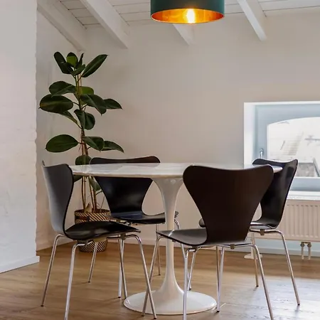 Loft Center - 2 Bedrooms - Parking - By Finenest * Λιέγη
