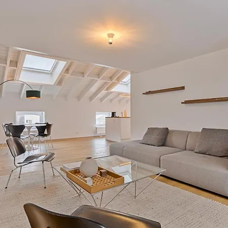 Loft Center - 2 Bedrooms - Parking - By Finenest