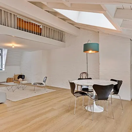 Apartment Loft Center - 2 Bedrooms - Parking - By Finenest *