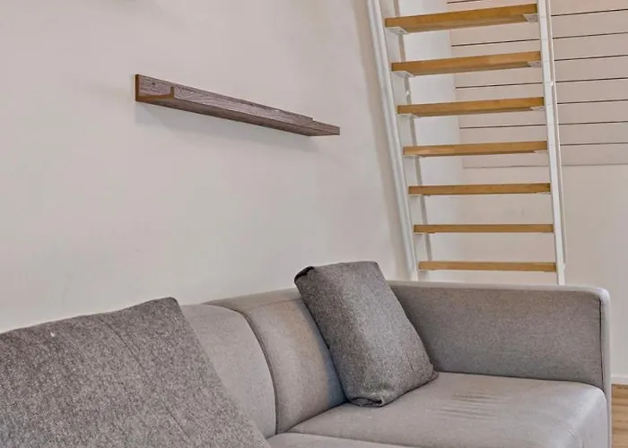 Loft Center - 2 Bedrooms - Parking - By Finenest